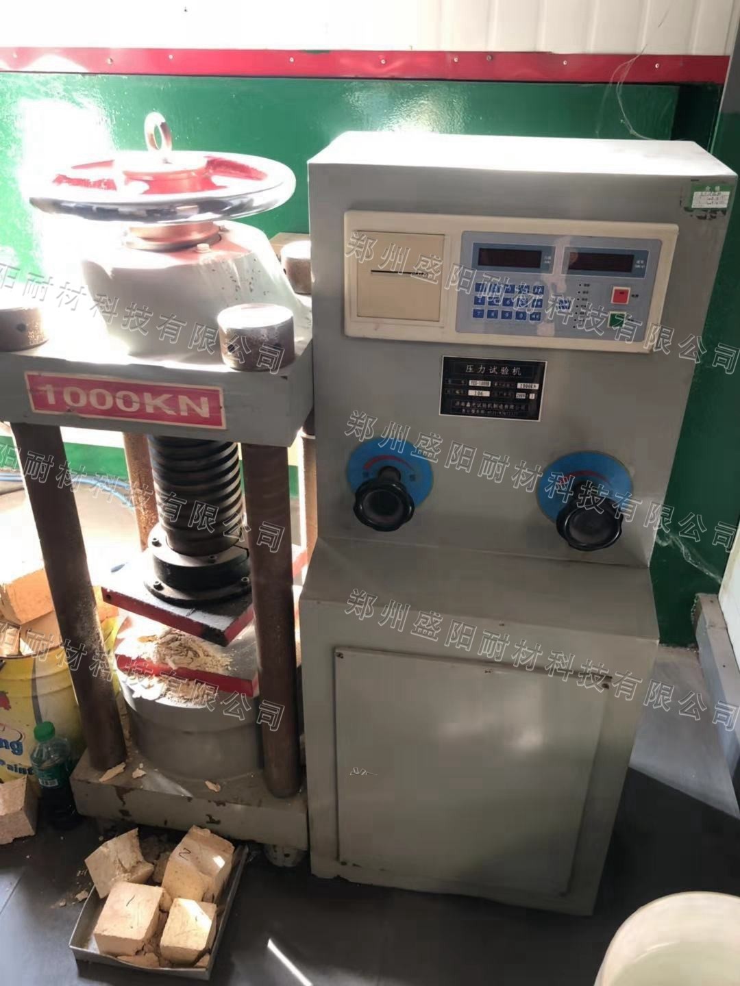 輕質保溫磚壓力試驗機
